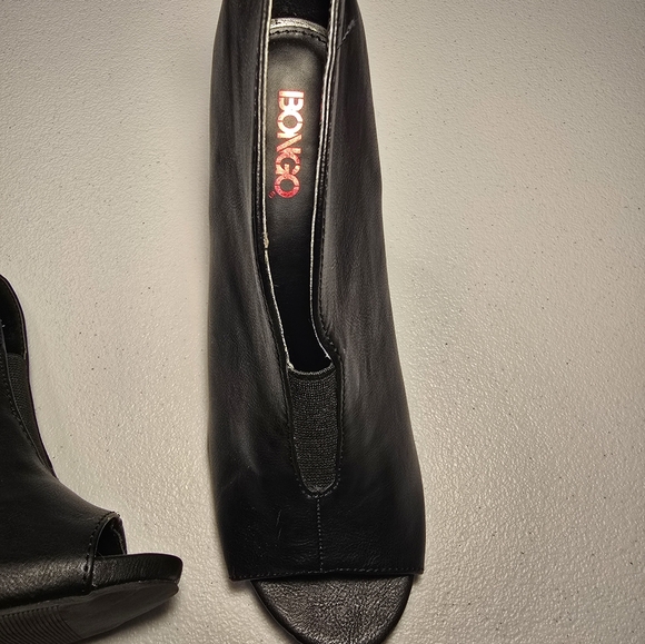 Black open toe high heels - Picture 3 of 6